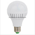 Energy-Saving E27 9W LED Light